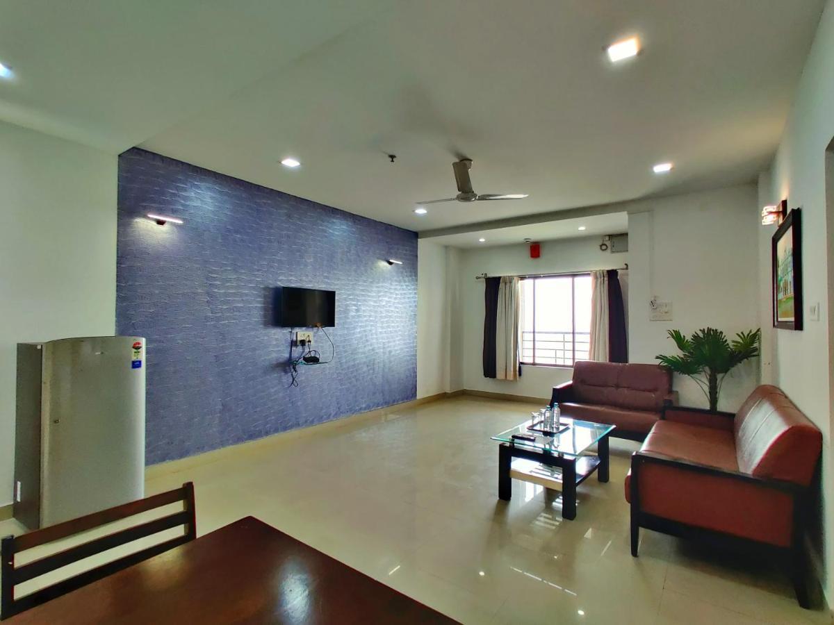 Golden Chariot Hotel Daman Extérieur photo